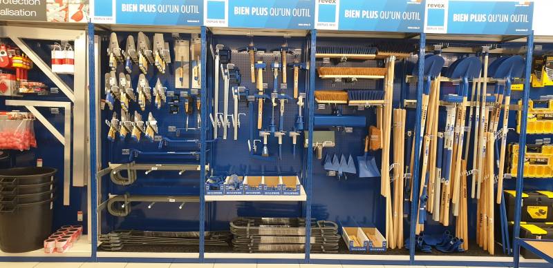 RAYONNAGES SURFACES DE VENTE