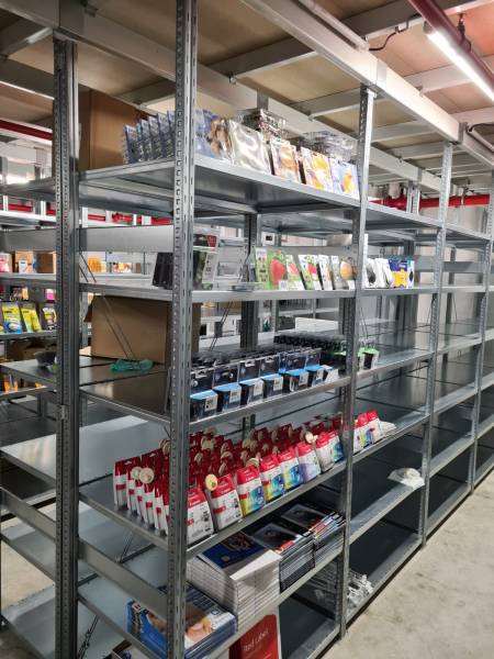 Notre gamme de rayonnage statique la plus complète et évolutive