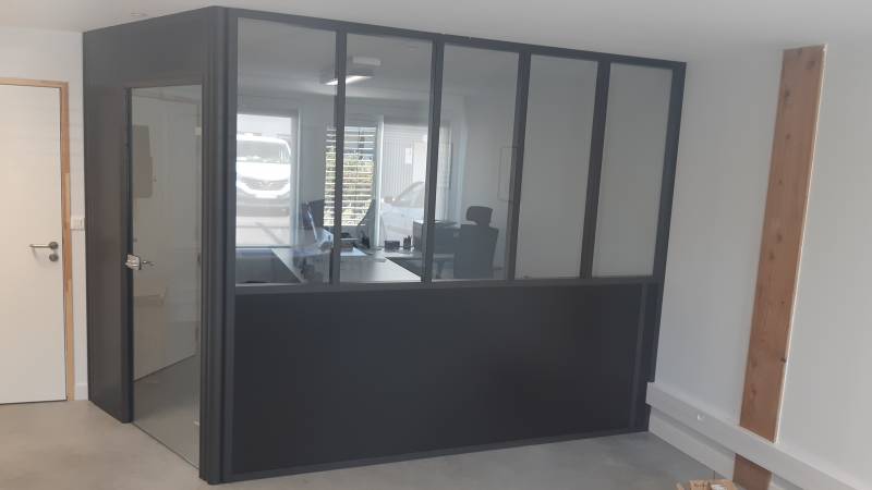 Cloison de bureau amovible