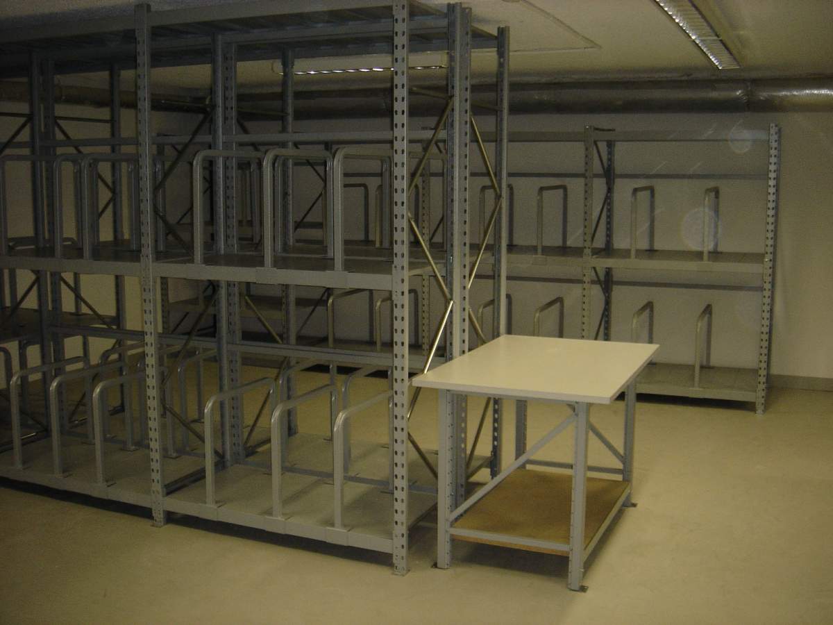 RAYONNAGE TABLEAUX AVEC SEPARATEURS