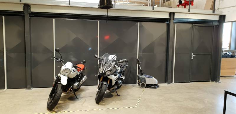 Implantation d'une plateforme de stockage dans les Bouches-du-Rhône a coté de Aix en Provence, pour une concession moto.