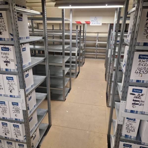 Installation de rayonnage autoporteur, pour une préfecture du Var.