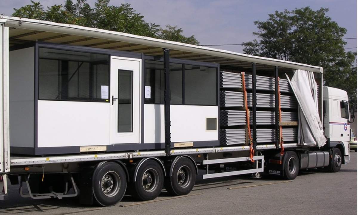 La livraison de la cabine